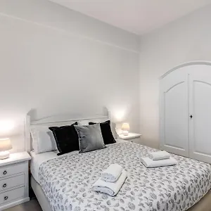 https://pmt-apt.it-romehotels.com